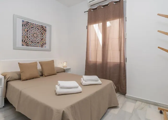 Tuguest Carcel Baja Apartment